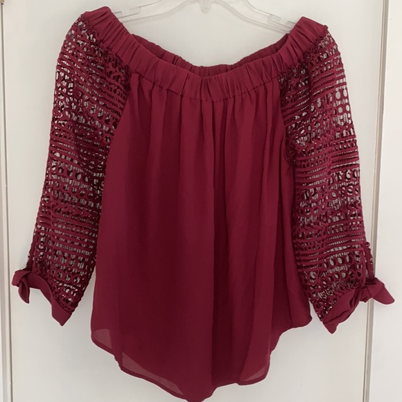 Express Off The Shoulder Burgundy Crochet Sleeve - Picture 5 of 10